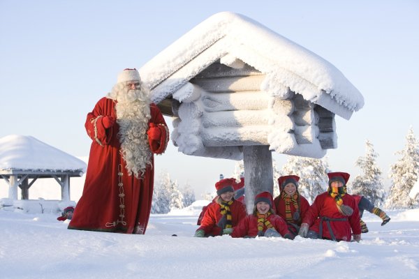 Kinderfreude mit dem Weihnachtsmann | &copy;&nbsp;Rovaniemi