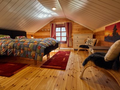 Loft mit einem Doppelbett