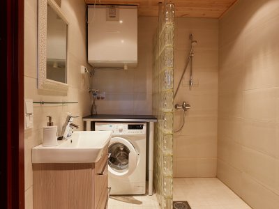 Dusche und Waschküche