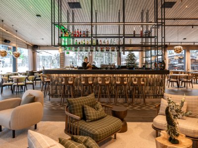 Bar mit Lounge