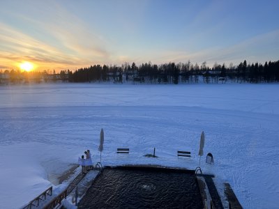 Eisbaden in Ruka