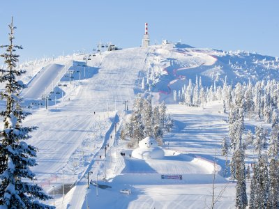 Auch Rukas Skipisten locken
