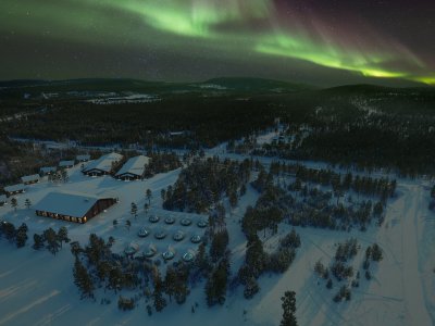 Le complexe d'Inari vu du ciel