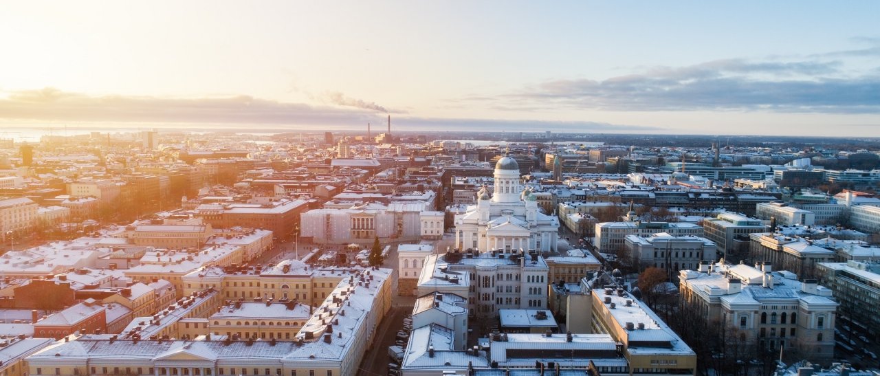 Die letzten Sonnenstrahlen über Helsinki
